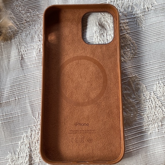 iPhone case for 12/12 pro Max iPhone in a pretty Saddle Brown color! - Picture 2 of 6